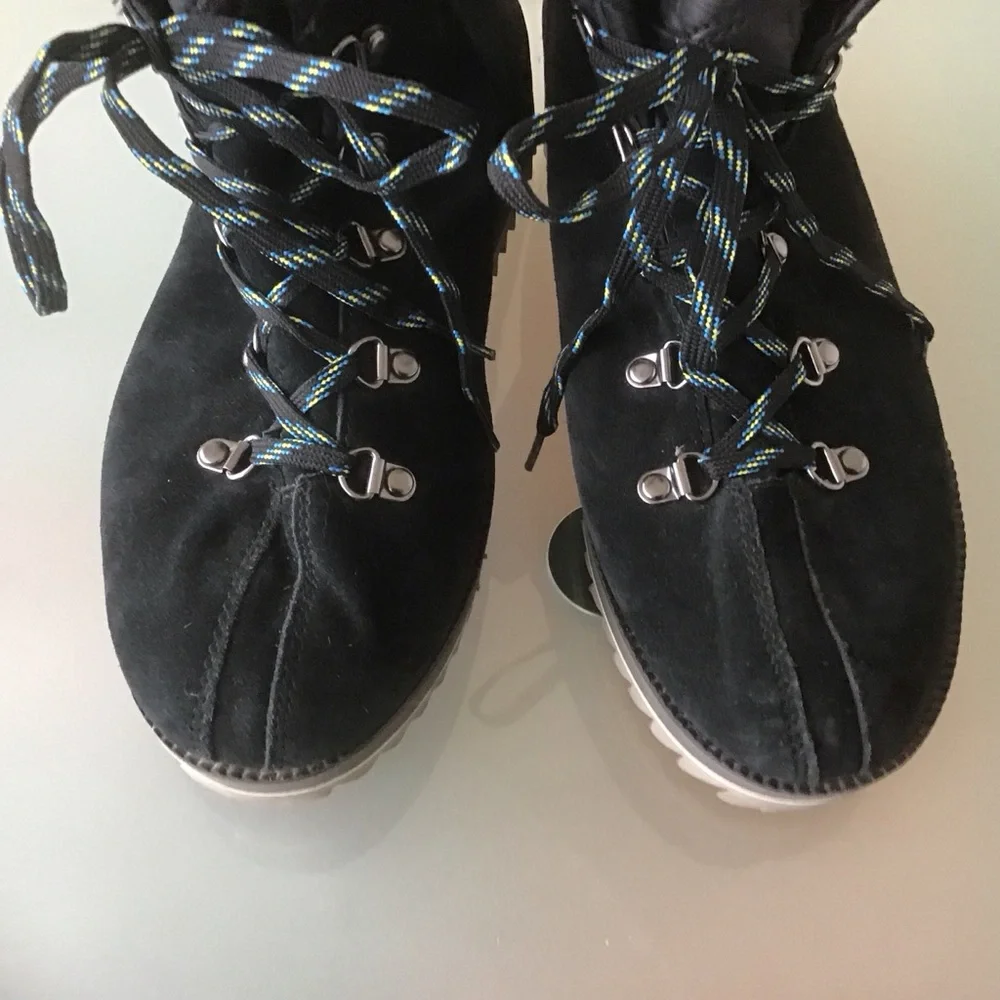Ugg‎ Australia Birch Black Suede Leather Lace Up Wedge Hiking Snow Boots 8